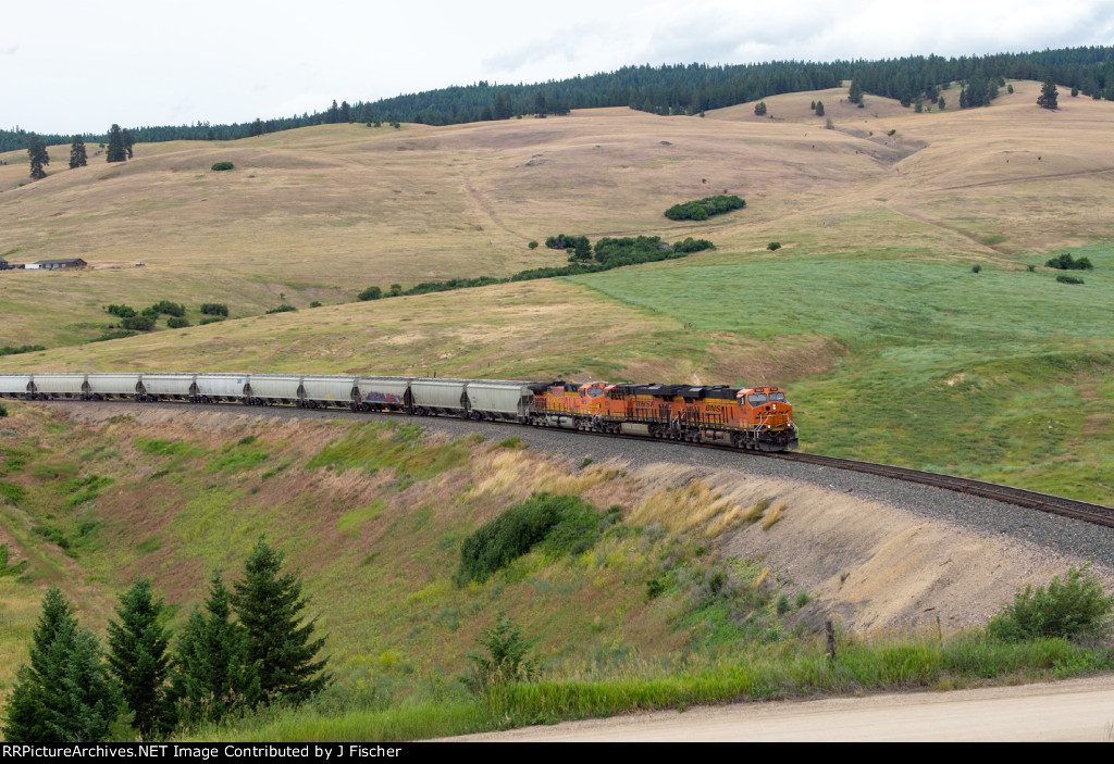 BNSF 7944